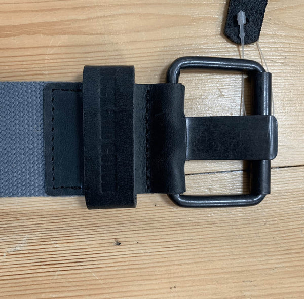 Duck & Cover Hawkins Slate Grey Wide Nylon Belt