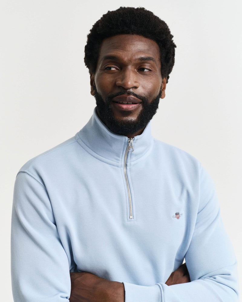 GANT Mens Regular Shield Half Zip Sweatshirt Fresh Blue Northern